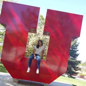 Meet your Posher, Abigail